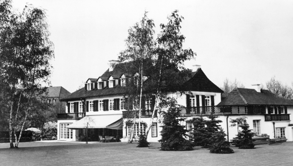 Ribbentrop Villa an der Lentzeallee in Berlin-Dahlem (1930s)