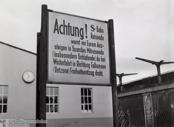 Warnung für S-Bahnreisende Richtung Ostzone (1953)