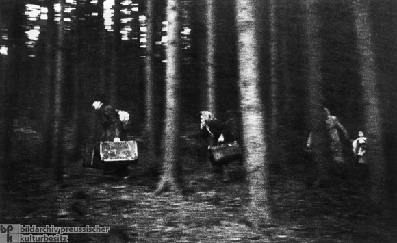 Eine Familie flüchtet über die Grenze im Bayerischen Wald in den Westen (1948/49)