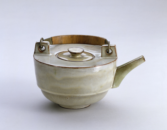 Theodor Bogler, Combination Teapot with Metal Handle (1923)