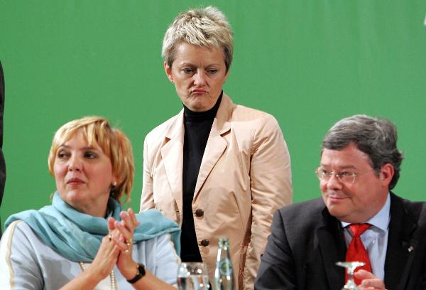 Bundesparteitag in Oldenburg: Die Grünen suchen ein neues Parteiprofil in der Opposition (15. Oktober 2005)