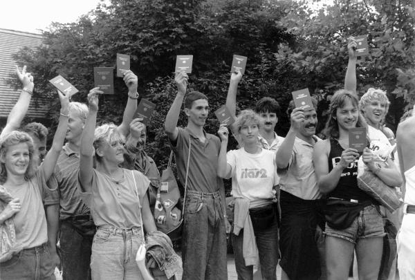 DDR-Flüchtlinge mit westdeutschen Reisepässen (19. August 1989)