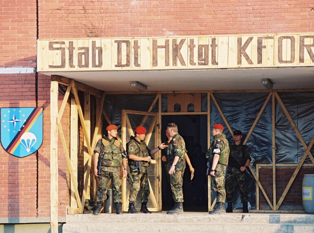 Hauptquartier des deutschen Heereskontingents der KFOR (24. August 1999)